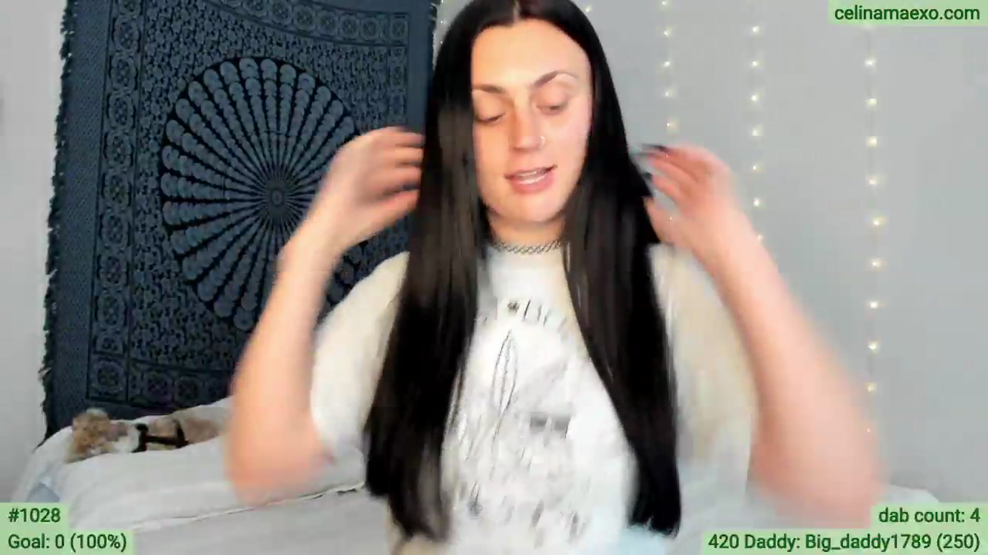 Gallery image thumbnail from Celinamaexo's myfreecams stream on, 04/20/2026, 21:58 image 15 of 20