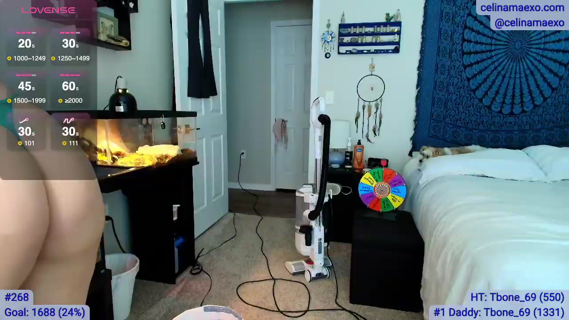 Gallery image thumbnail from Celinamaexo's myfreecams stream on, 05/31/2026, 19:35 image 10 of 20
