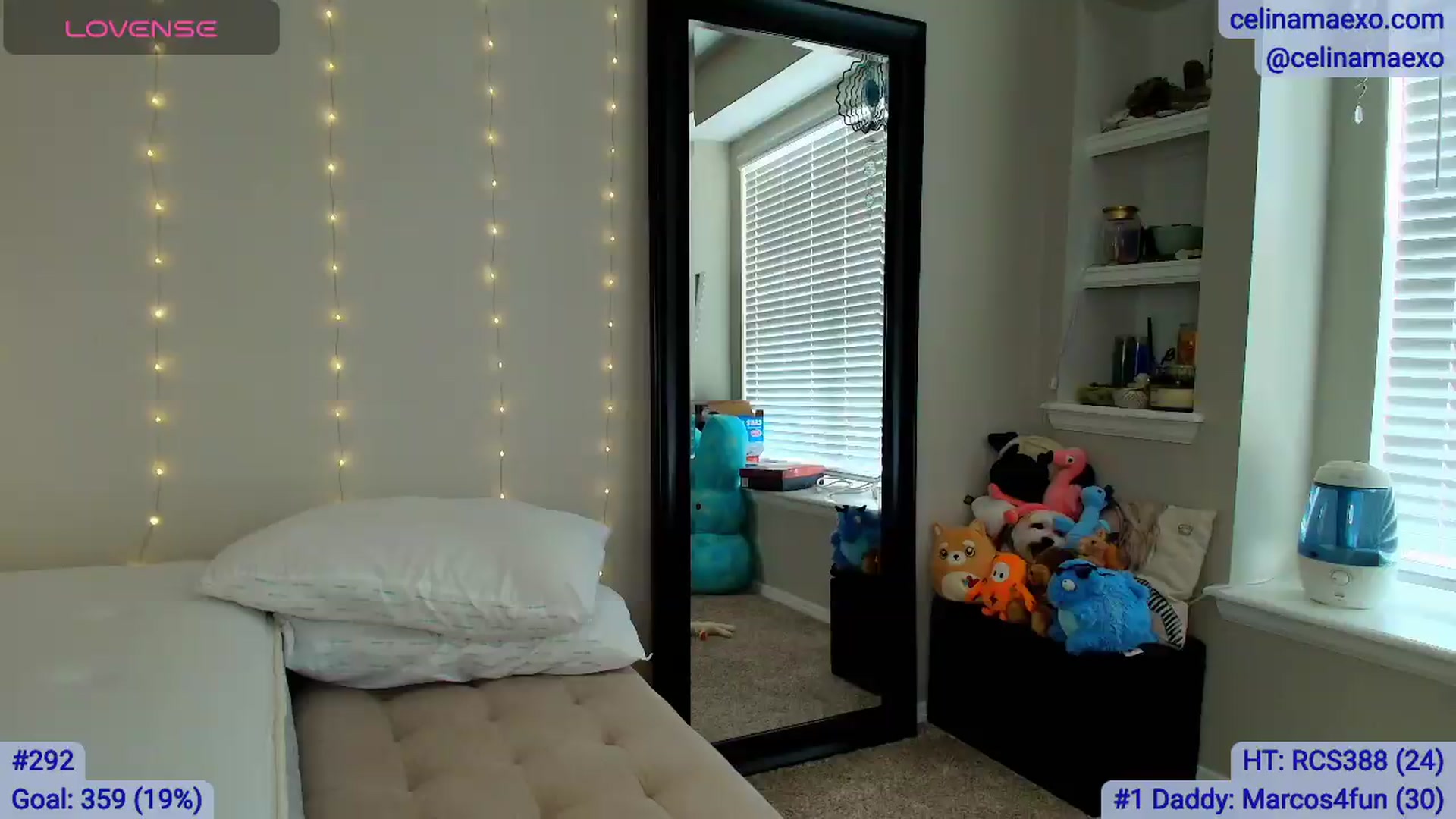 Gallery image thumbnail from Celinamaexo's myfreecams stream on, 06/05/2026, 21:39 image 16 of 20