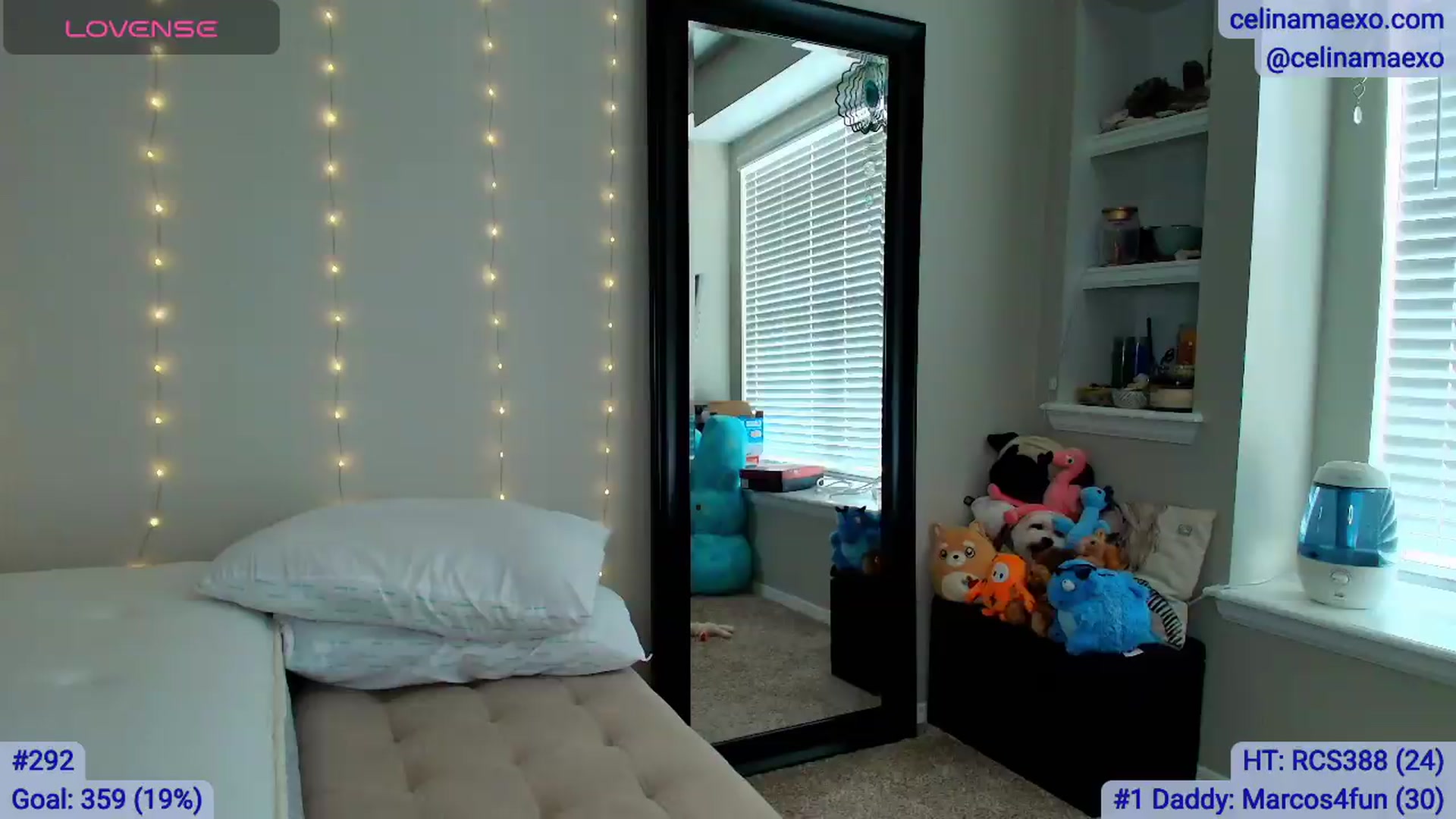 Gallery image thumbnail from Celinamaexo's myfreecams stream on, 06/05/2026, 21:39 image 17 of 20