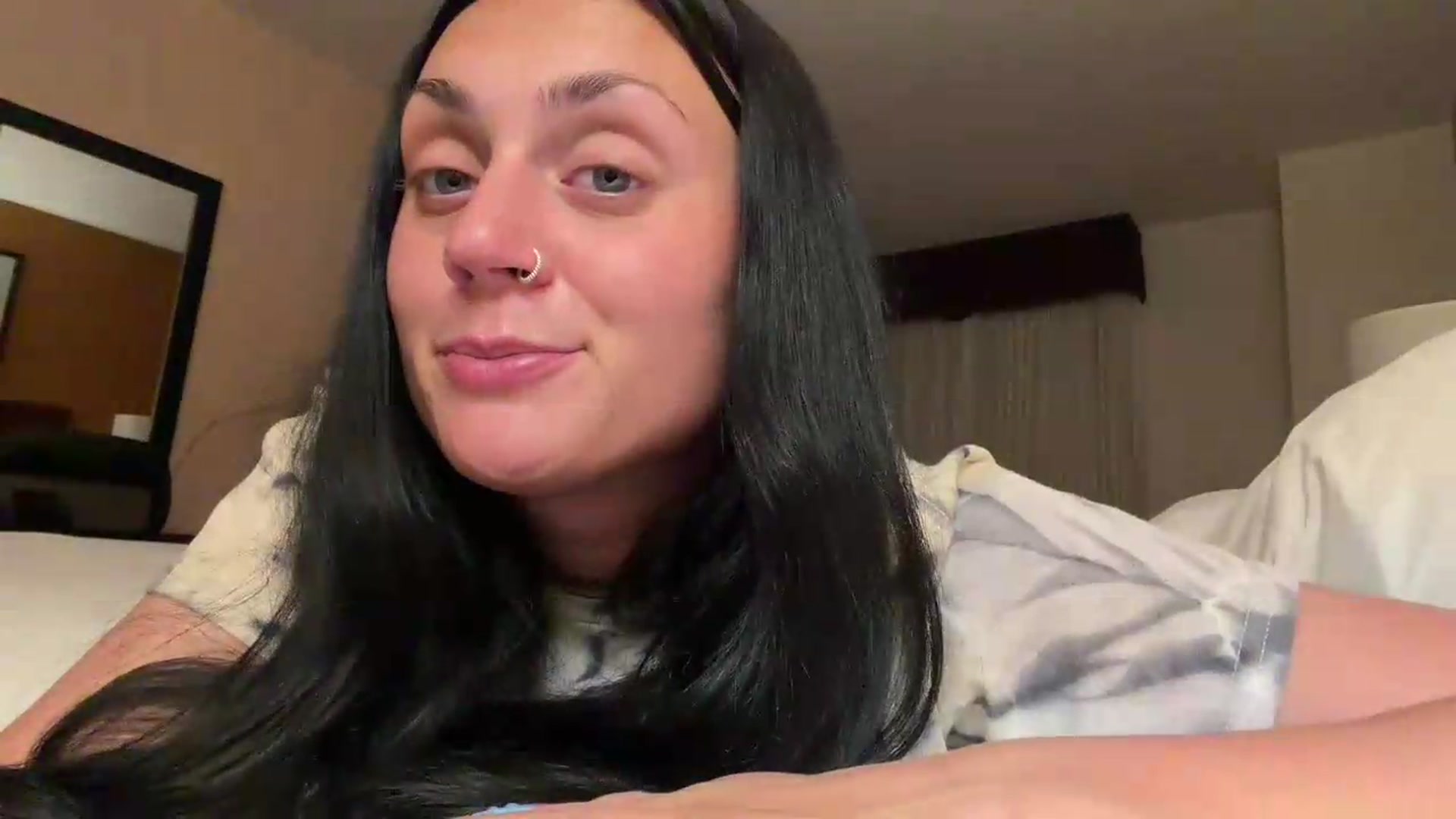 Gallery image thumbnail from Celinamaexo's myfreecams stream on, 07/03/2026, 04:50 image 17 of 20