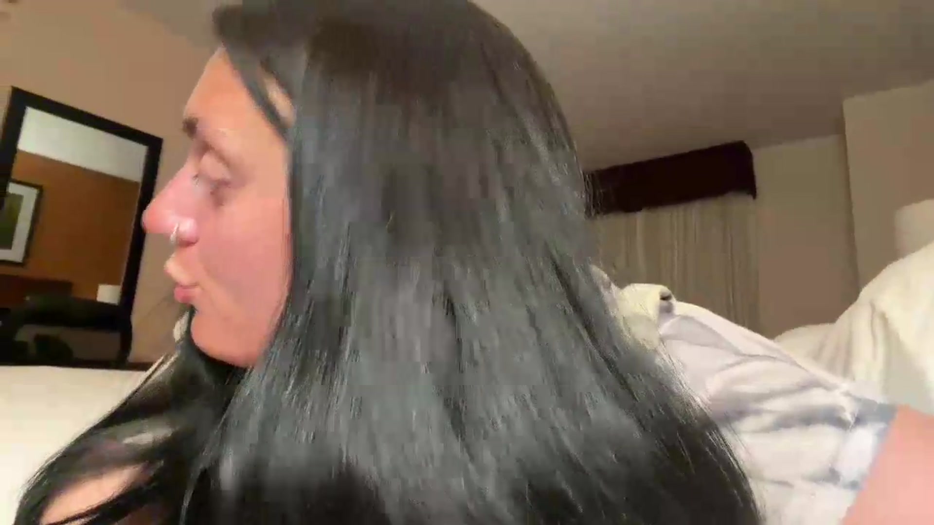 Gallery image thumbnail from Celinamaexo's myfreecams stream on, 07/03/2026, 04:50 image 16 of 20