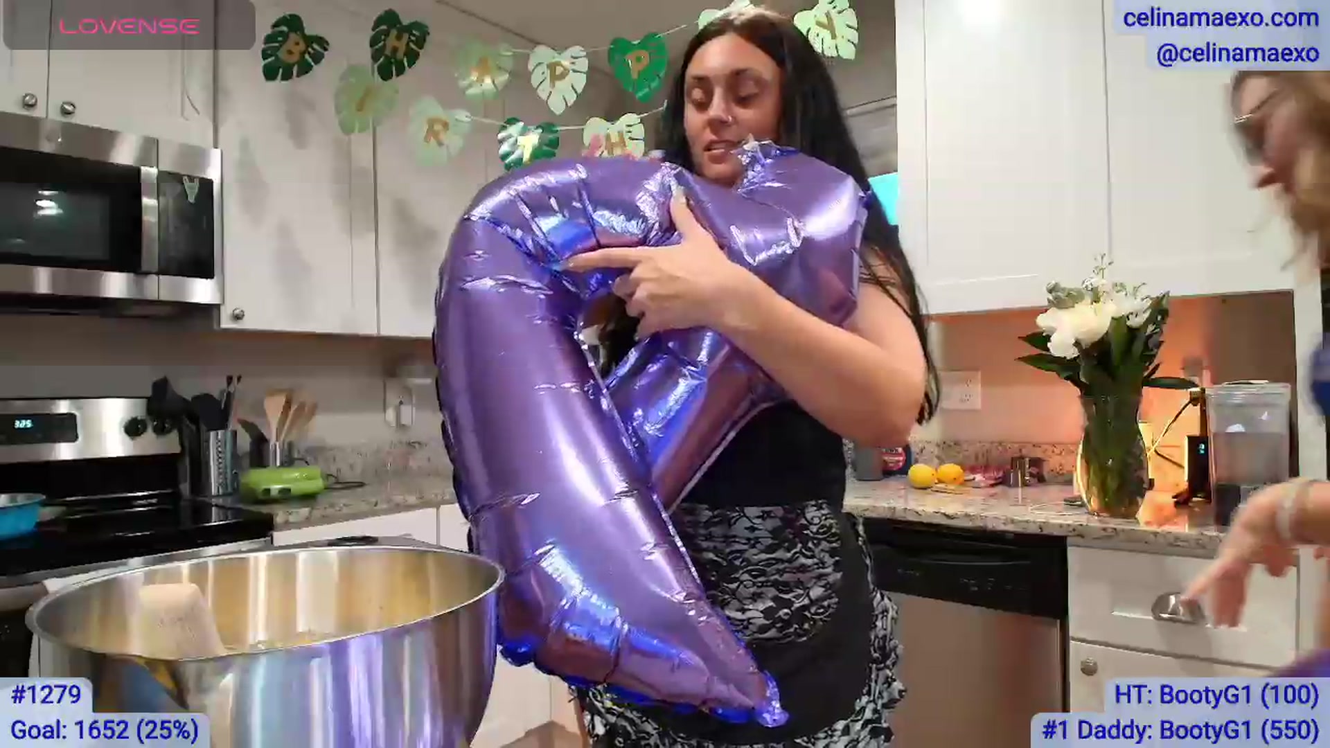 Gallery image thumbnail from Celinamaexo's myfreecams stream on, 07/29/2026, 24:03 image 15 of 20