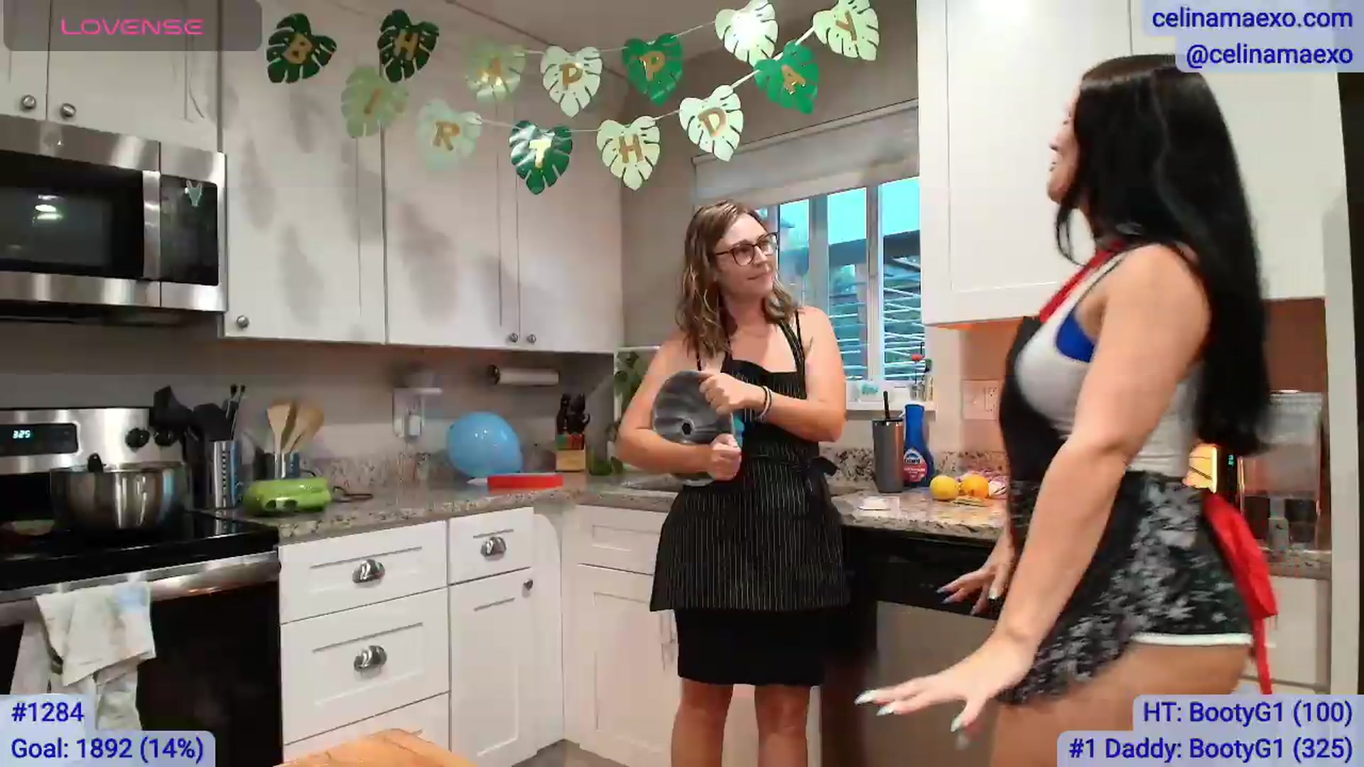 Gallery image thumbnail from Celinamaexo's myfreecams stream on, 07/29/2026, 24:03 image 12 of 20