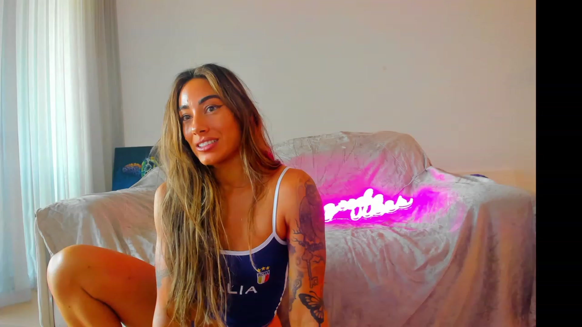 Gallery image thumbnail from Celinasquirts's myfreecams stream on, 05/24/2023, 01:03 image 10 of 20