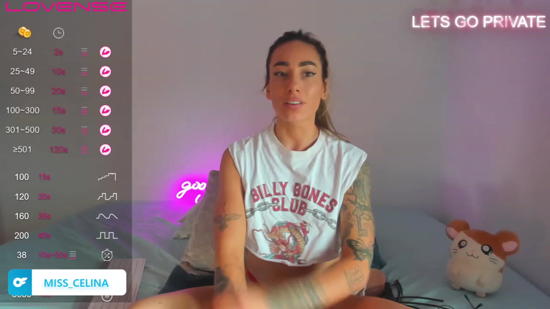 Gallery image thumbnail from Celinasquirts's myfreecams stream on, 06/23/2023, 03:21 image 11 of 20