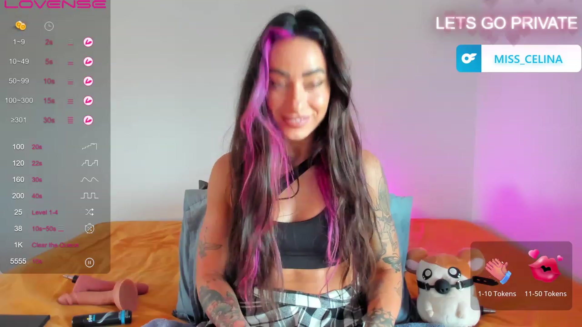 Gallery image thumbnail from Celinasquirts's myfreecams stream on, 07/12/2023, 01:32 image 16 of 20