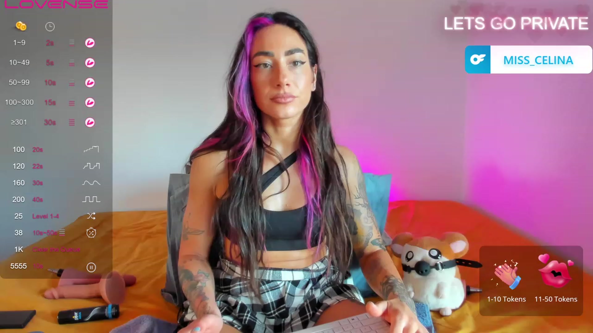 Gallery image thumbnail from Celinasquirts's myfreecams stream on, 07/12/2023, 01:32 image 18 of 20