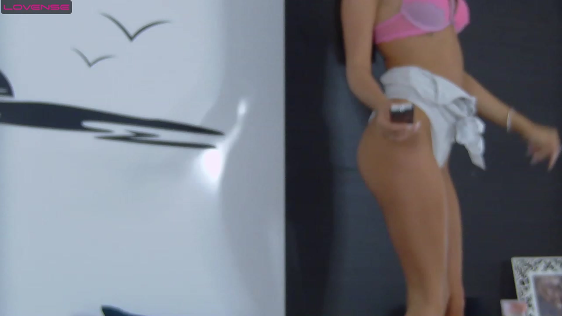 Gallery image thumbnail from CelineCarrera's myfreecams stream on, 06/09/2023, 10:11 image 17 of 20