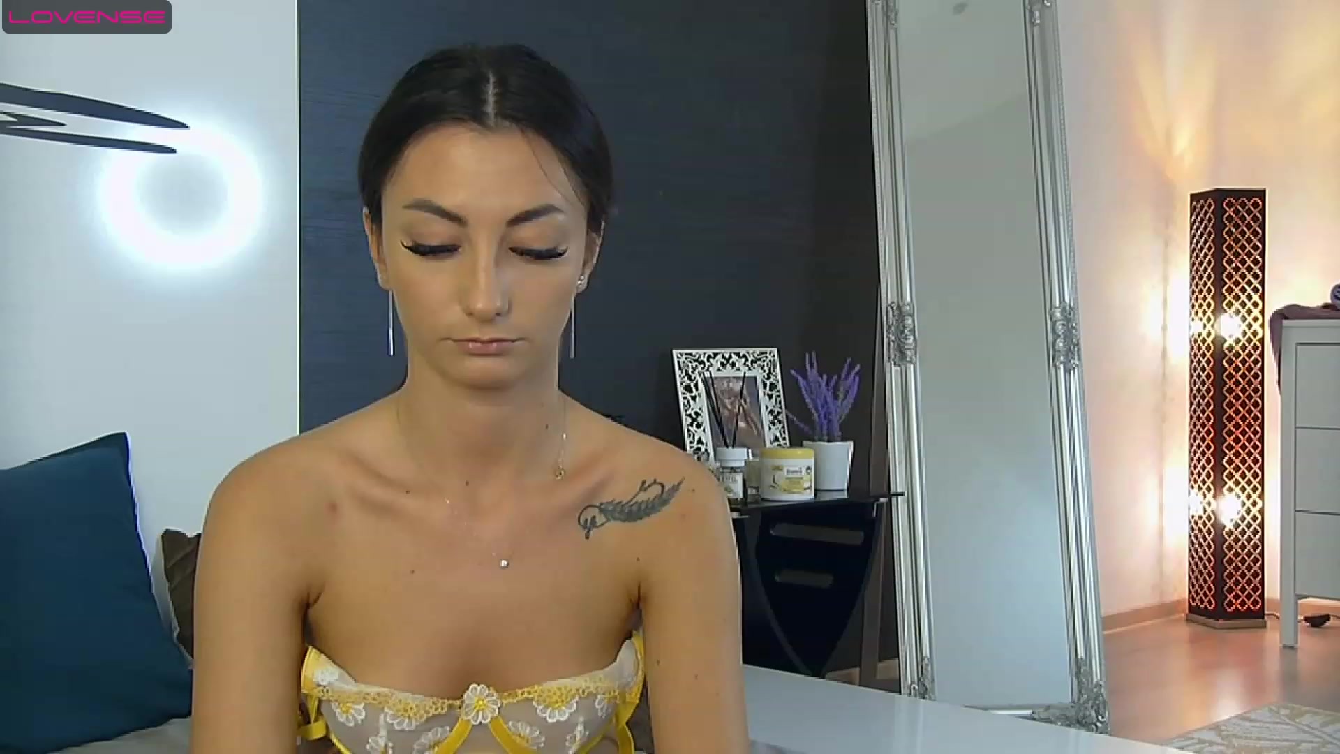 Gallery image thumbnail from CelineCarrera's myfreecams stream on, 07/05/2023, 09:01 image 3 of 20