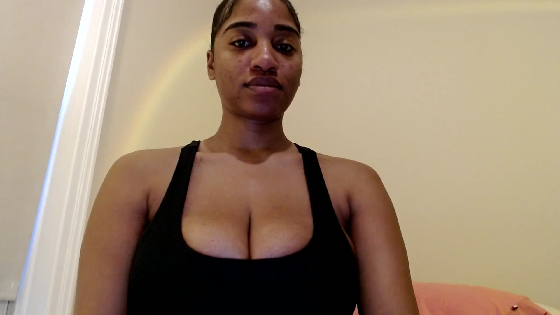 Gallery image thumbnail from Celinecostas's myfreecams stream on, 03/04/2025, 14:00 image 9 of 20