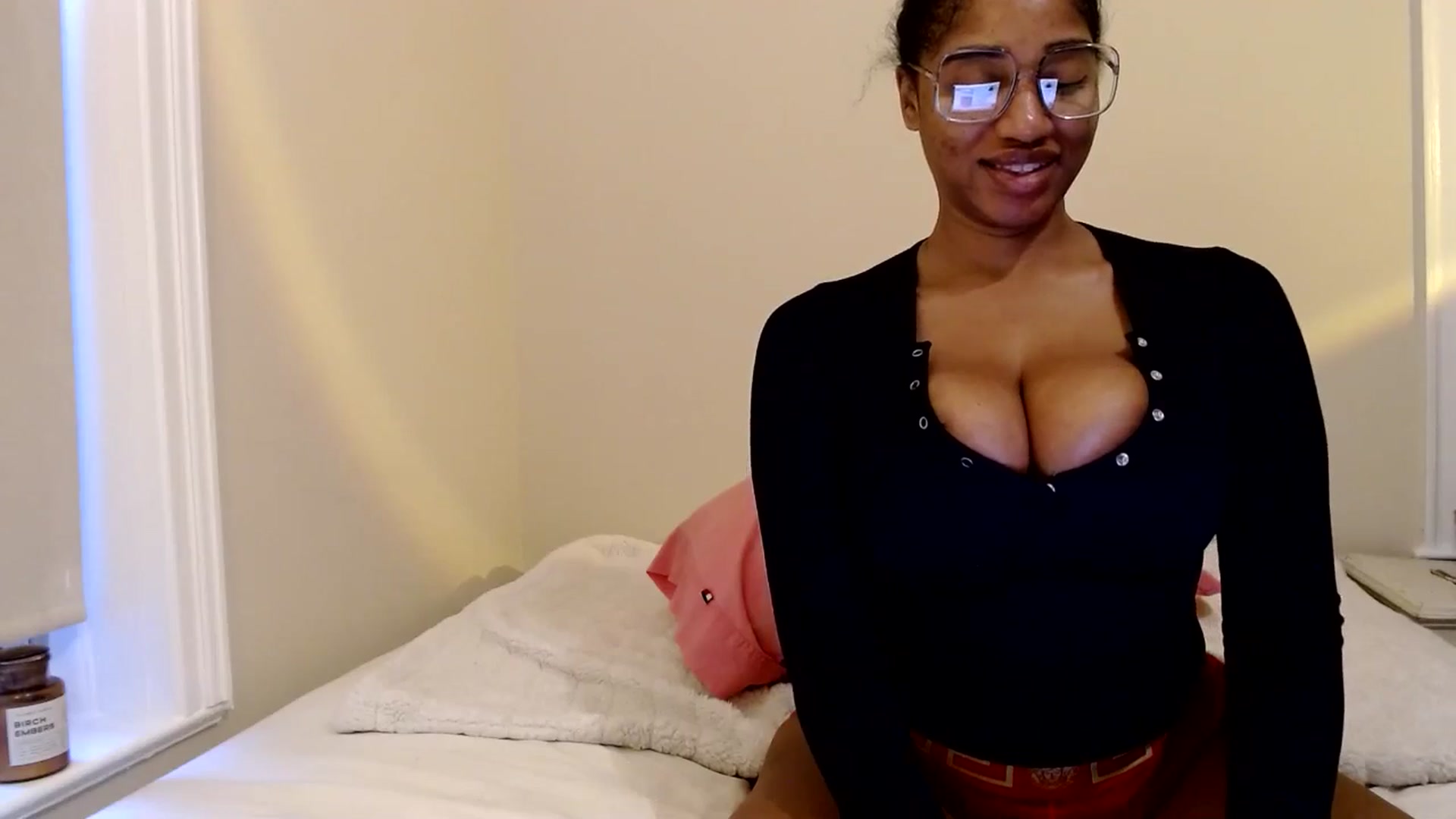 Gallery image thumbnail from Celinecostas's myfreecams stream on, 03/07/2025, 13:02 image 16 of 20