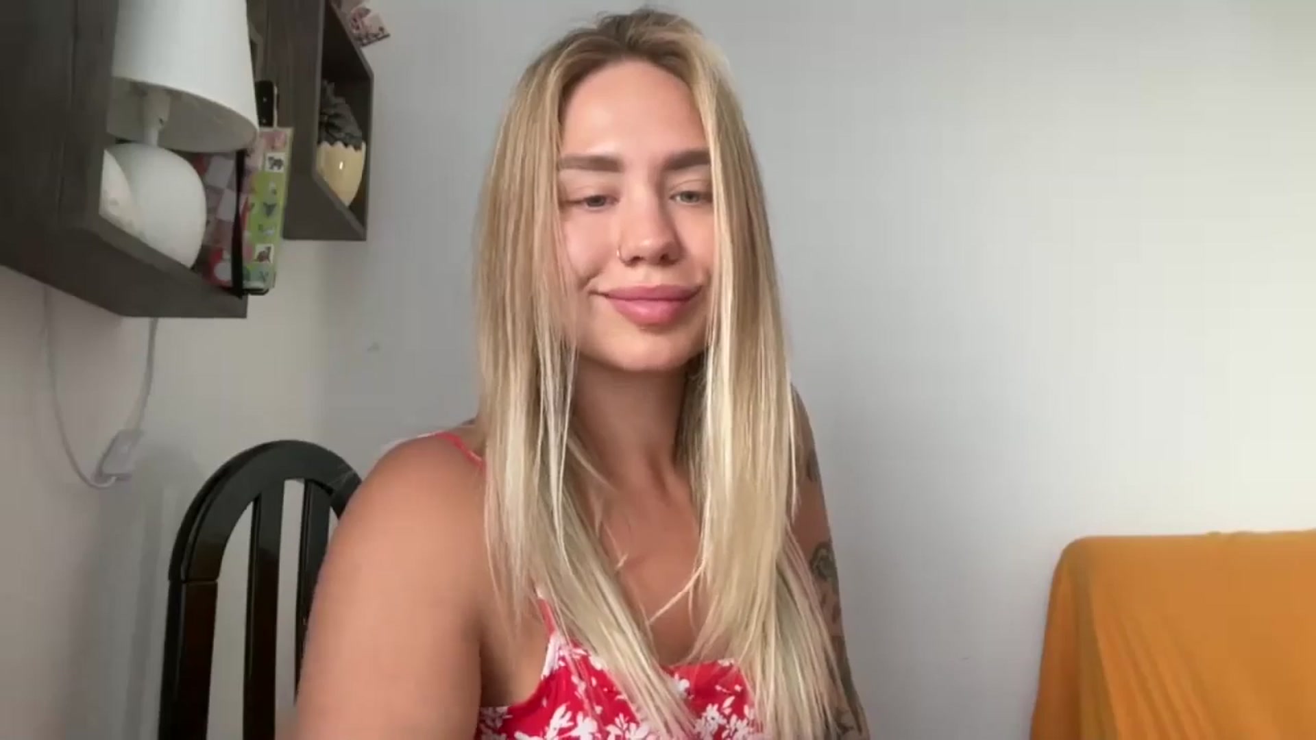 Gallery image thumbnail from Cervesa's myfreecams stream on, 06/25/2024, 15:38 image 2 of 20