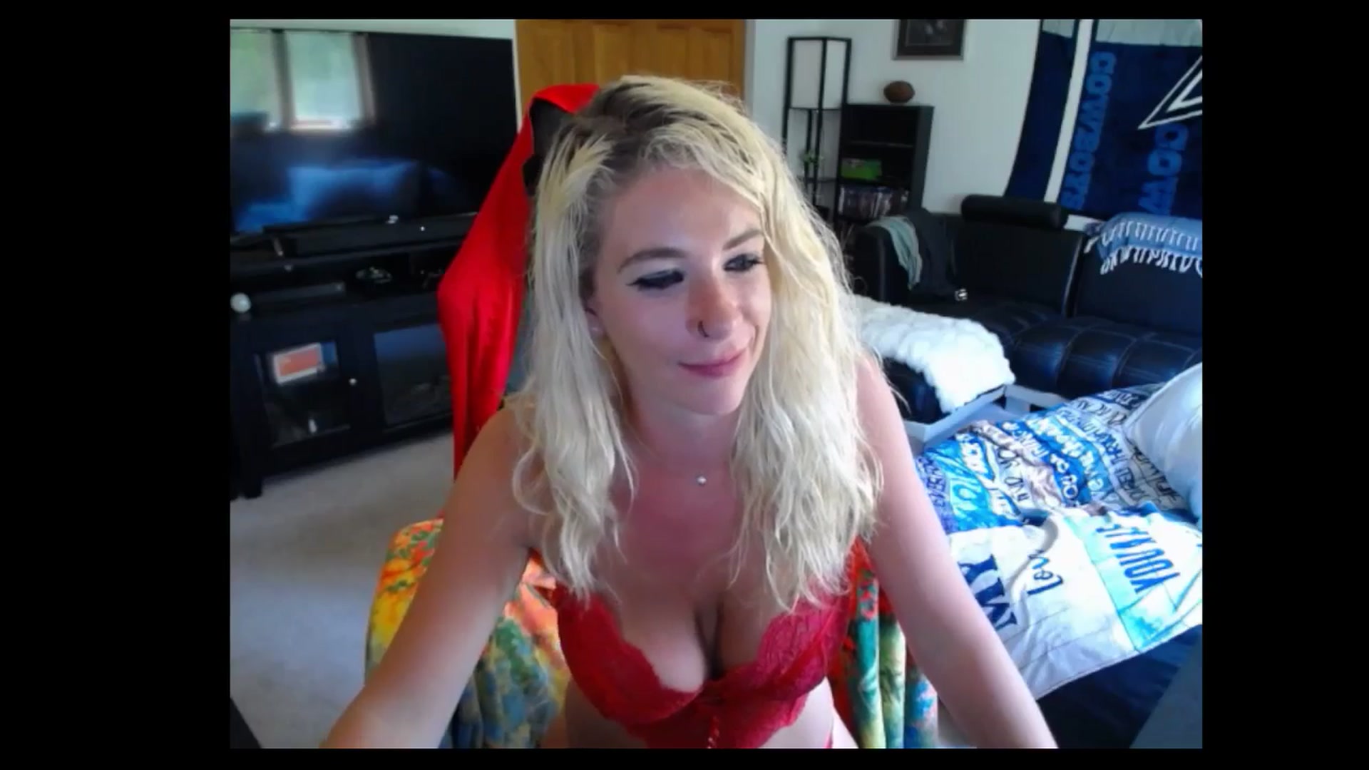 Gallery image thumbnail from Cessprinn's myfreecams stream on, 05/24/2024, 18:56 image 19 of 20