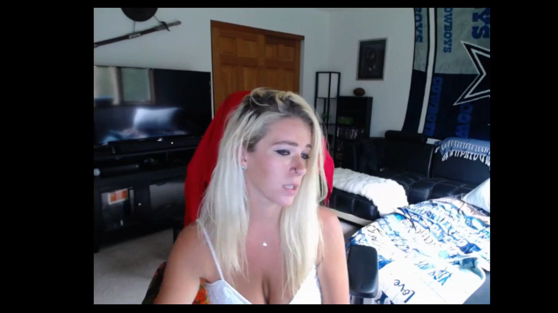 Gallery image thumbnail from Cessprinn's myfreecams stream on, 06/03/2024, 15:58 image 2 of 20