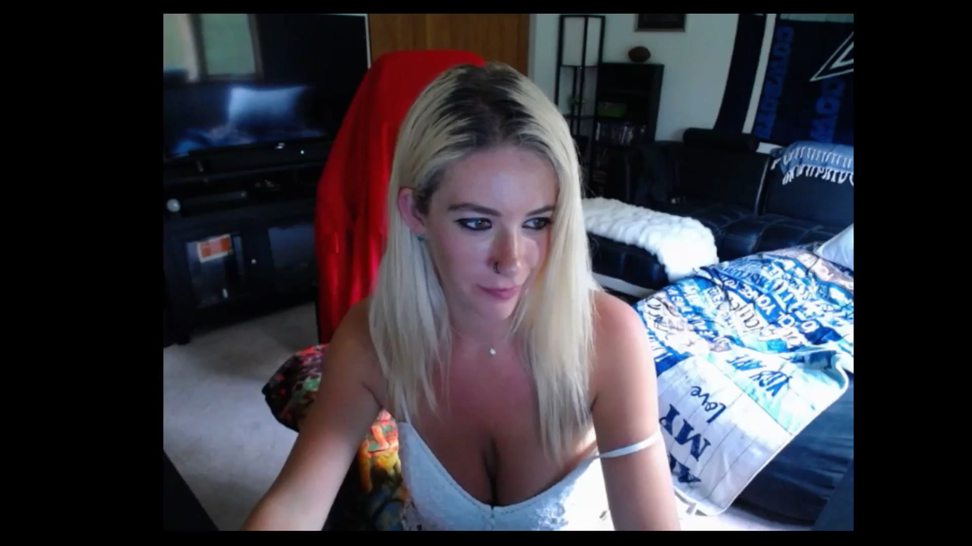 Gallery image thumbnail from Cessprinn's myfreecams stream on, 06/03/2024, 16:41 image 19 of 20