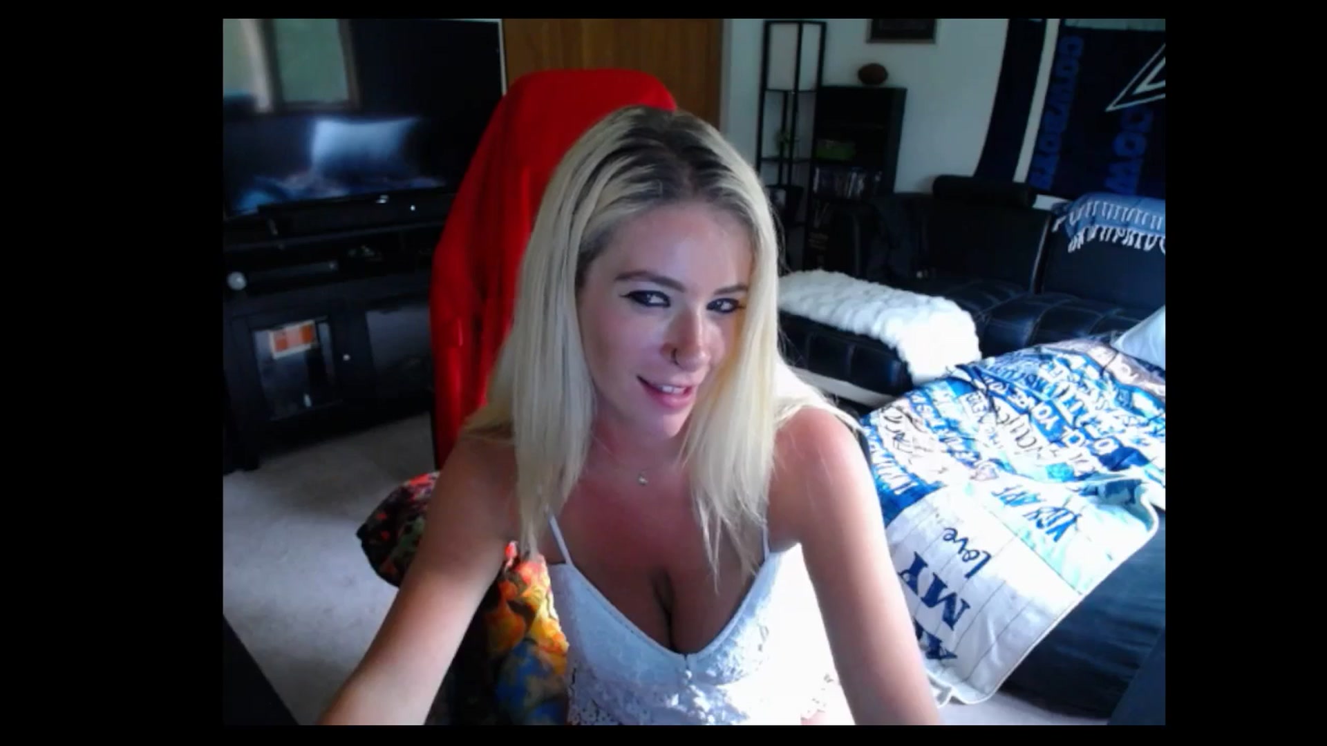 Gallery image thumbnail from Cessprinn's myfreecams stream on, 06/03/2024, 16:41 image 9 of 20