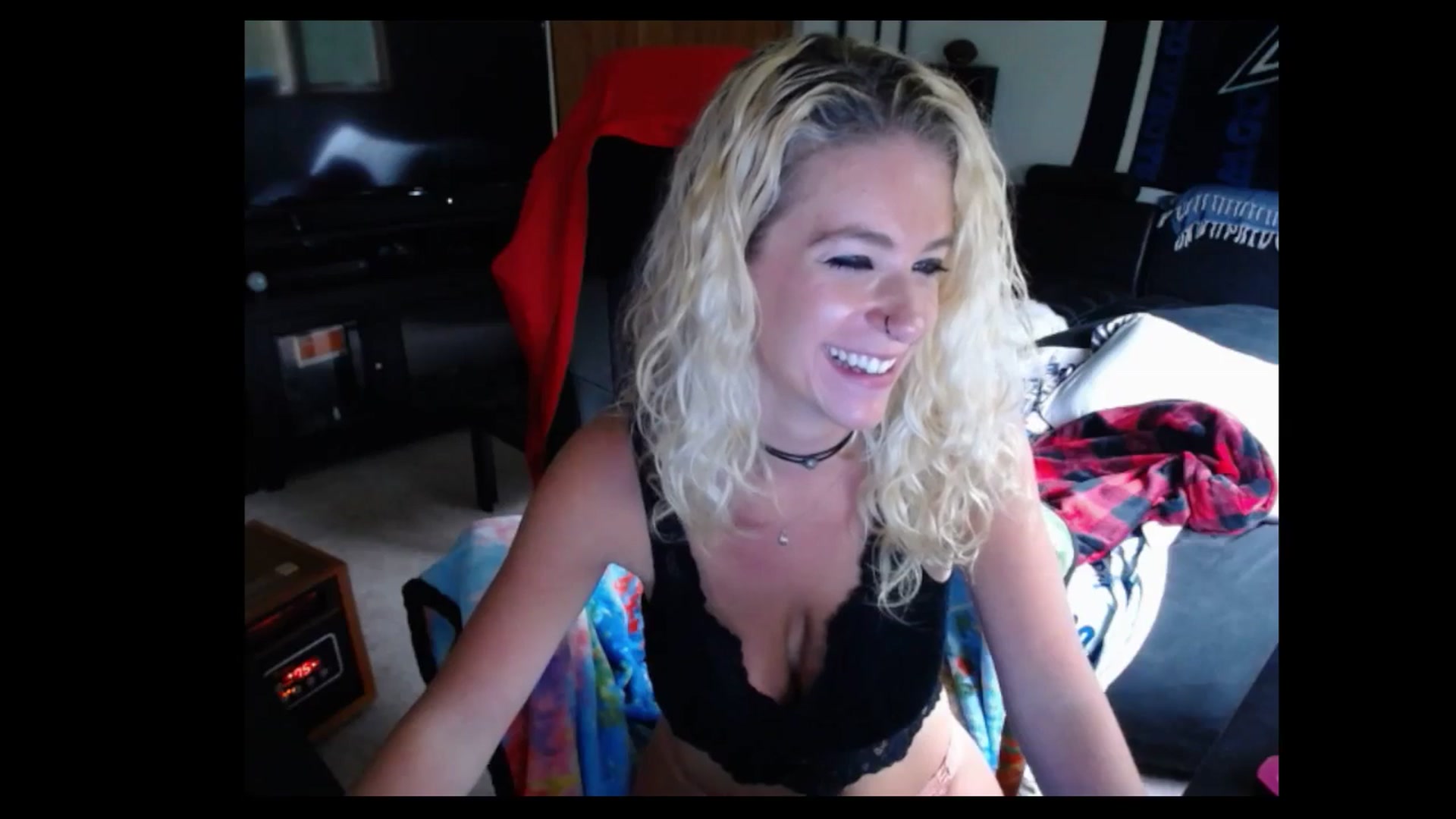 Gallery image thumbnail from Cessprinn's myfreecams stream on, 06/10/2024, 14:43 image 13 of 20