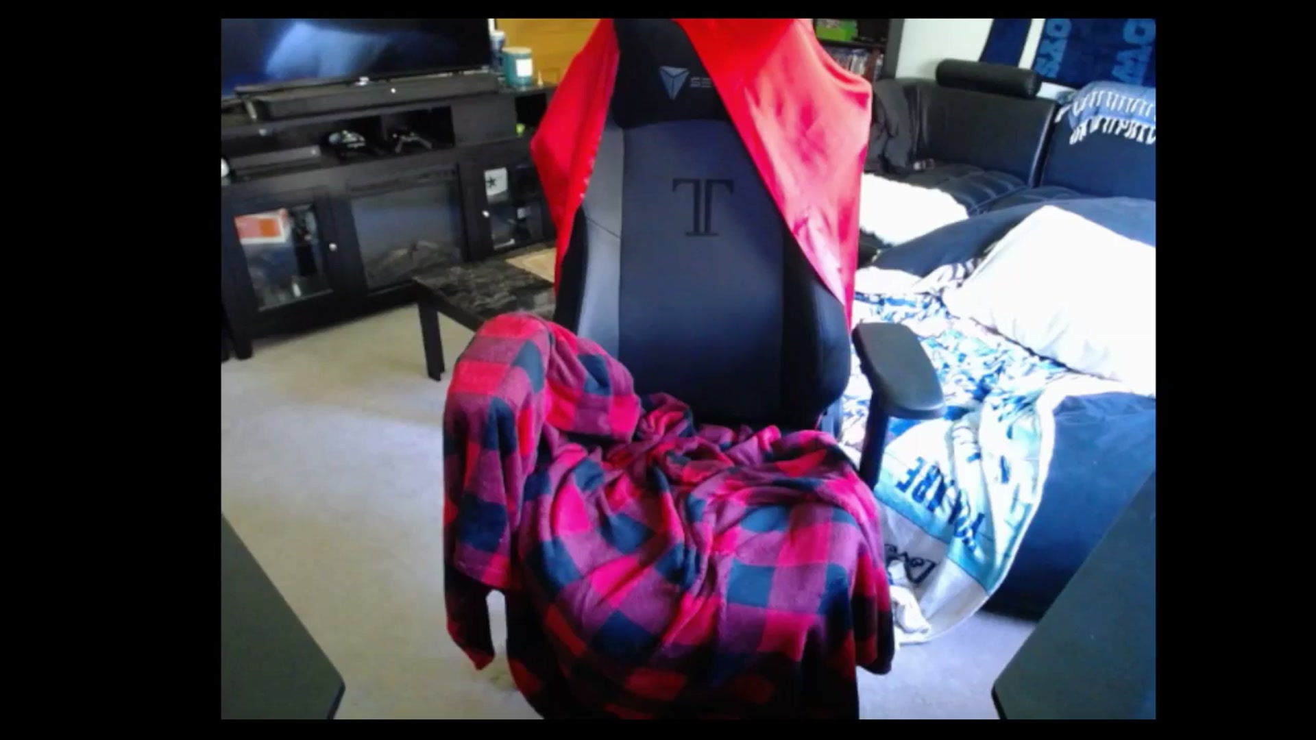 Gallery image thumbnail from Cessprinn's myfreecams stream on, 06/13/2024, 14:20 image 13 of 20