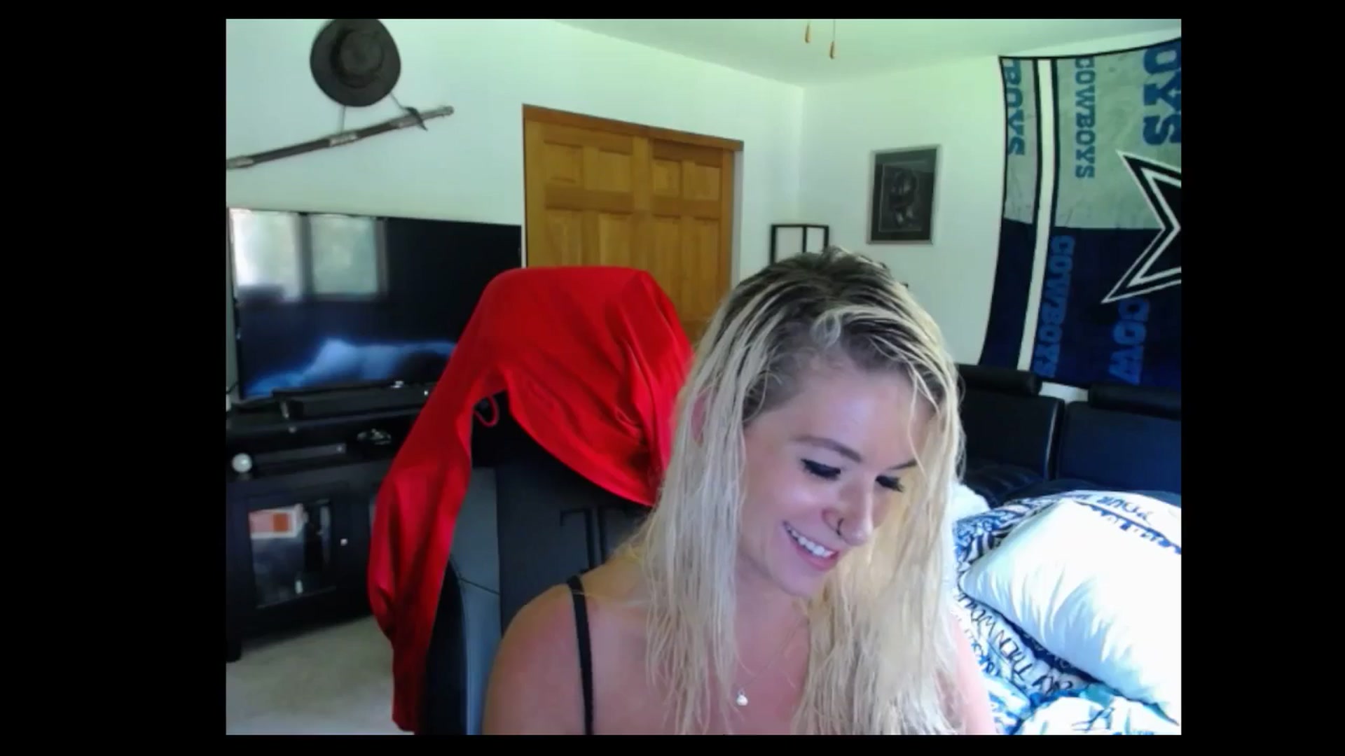 Gallery image thumbnail from Cessprinn's myfreecams stream on, 06/17/2024, 15:23 image 15 of 20