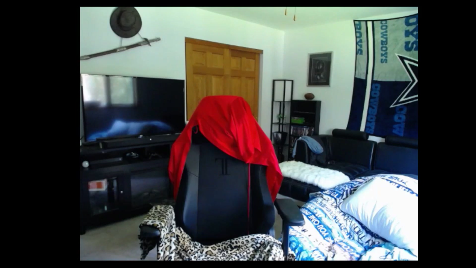 Gallery image thumbnail from Cessprinn's myfreecams stream on, 06/17/2024, 15:23 image 13 of 20