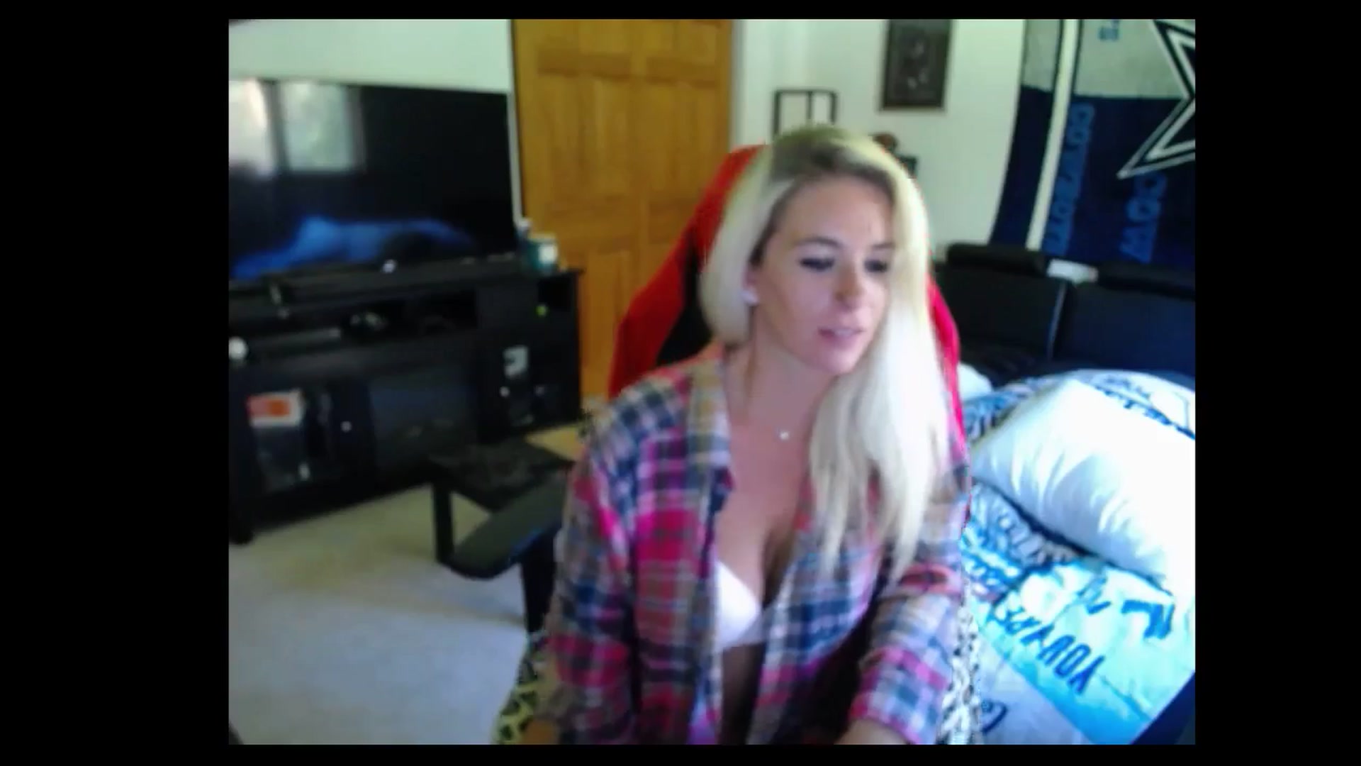 Gallery image thumbnail from Cessprinn's myfreecams stream on, 06/28/2024, 14:58 image 16 of 20