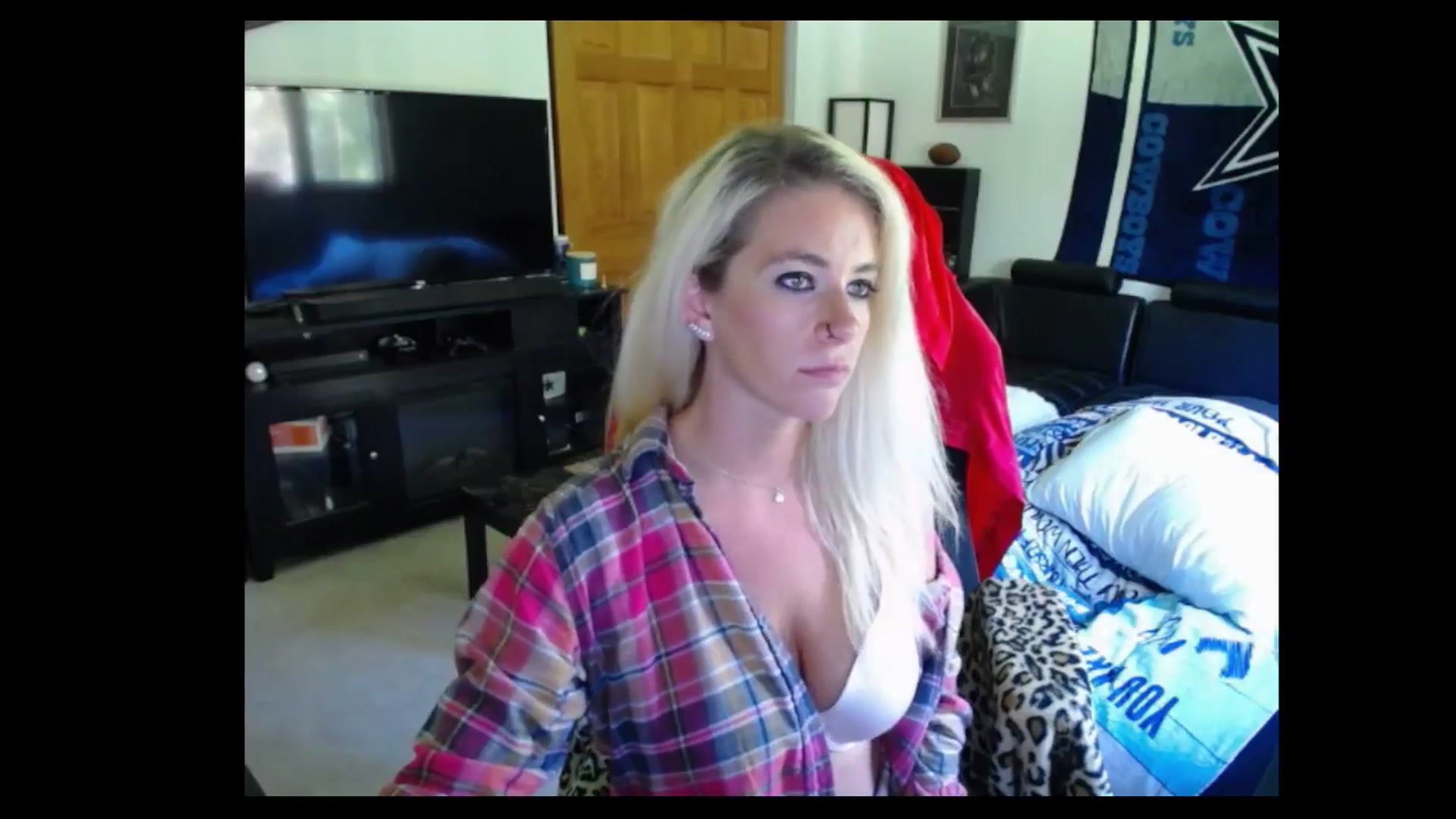 Gallery image thumbnail from Cessprinn's myfreecams stream on, 06/28/2024, 14:58 image 3 of 20