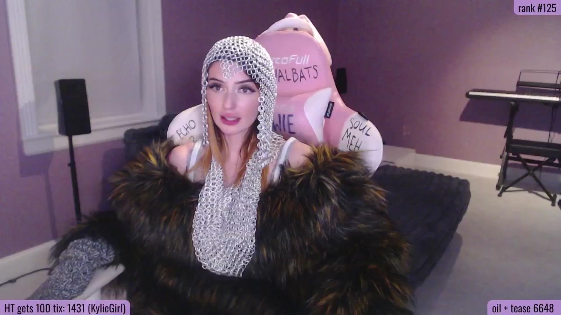 Gallery image thumbnail from Chainmailsex's myfreecams stream on, 07/30/2025, 04:04 image 9 of 20