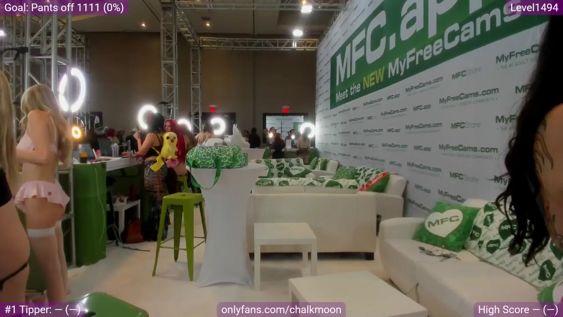 Gallery image thumbnail from ChalkMoon's myfreecams stream on, 01/22/2026, 23:01 image 16 of 20