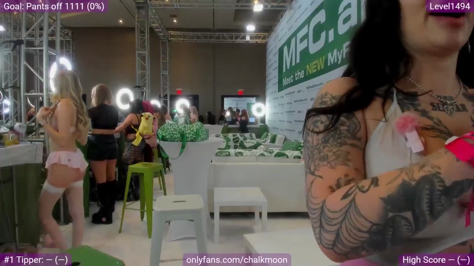 Gallery image thumbnail from ChalkMoon's myfreecams stream on, 01/22/2026, 23:01 image 19 of 20