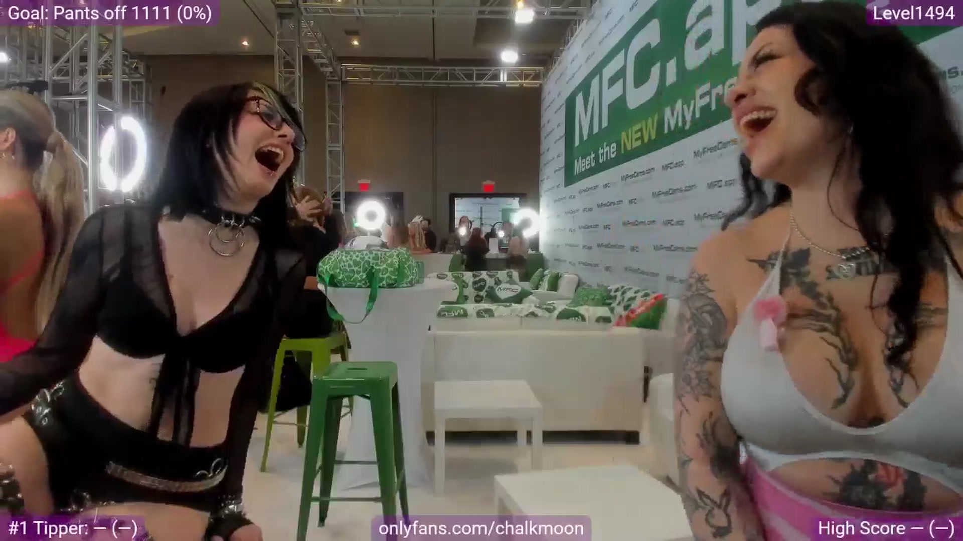 Gallery image thumbnail from ChalkMoon's myfreecams stream on, 01/22/2026, 23:01 image 15 of 20