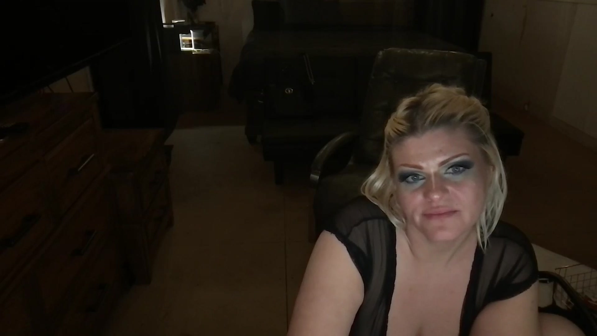 Gallery image thumbnail from ChampagneMuse's myfreecams stream on, 03/18/2026, 13:07 image 13 of 20