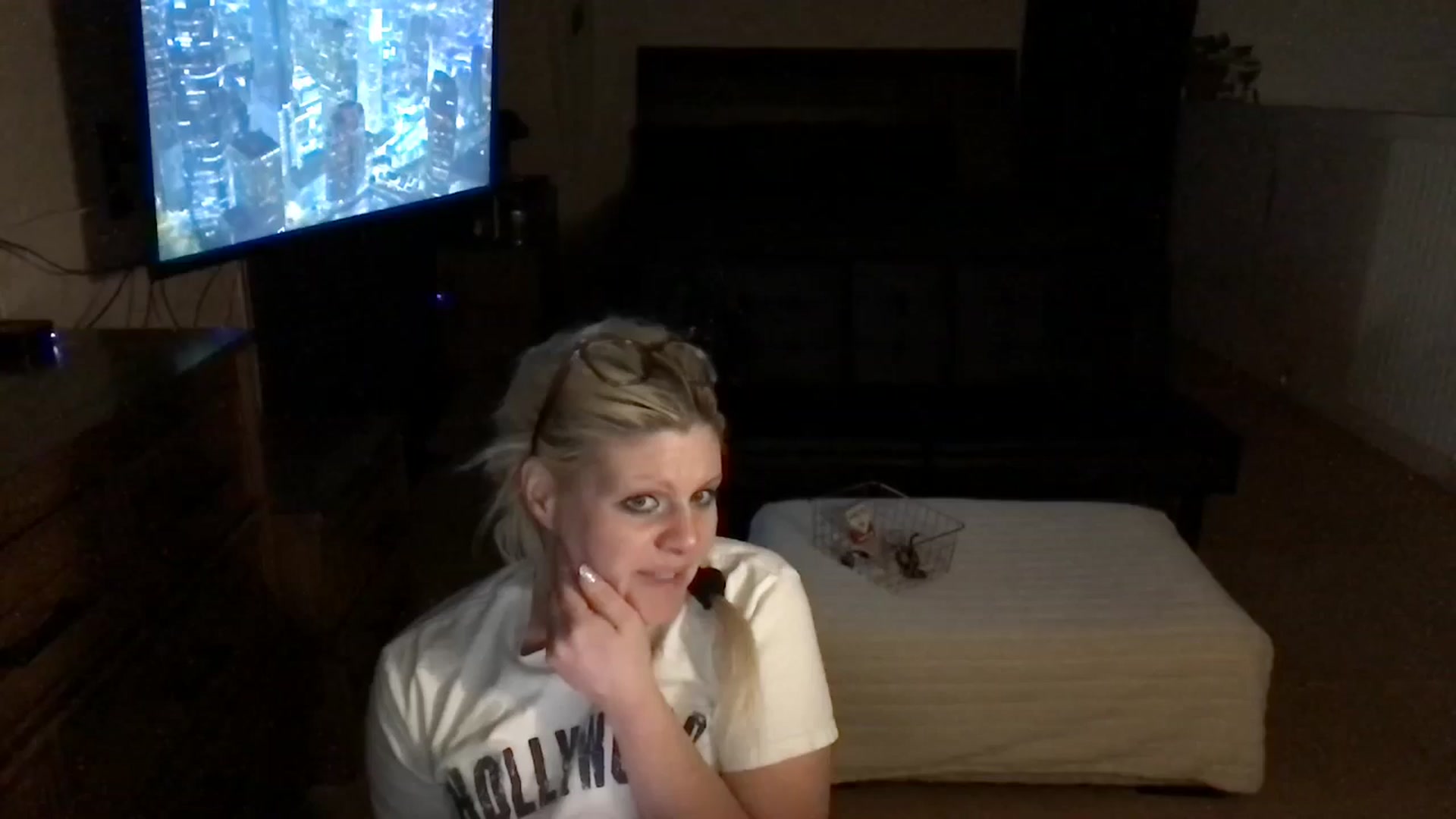Gallery image thumbnail from ChampagneMuse's myfreecams stream on, 03/19/2026, 15:17 image 13 of 20