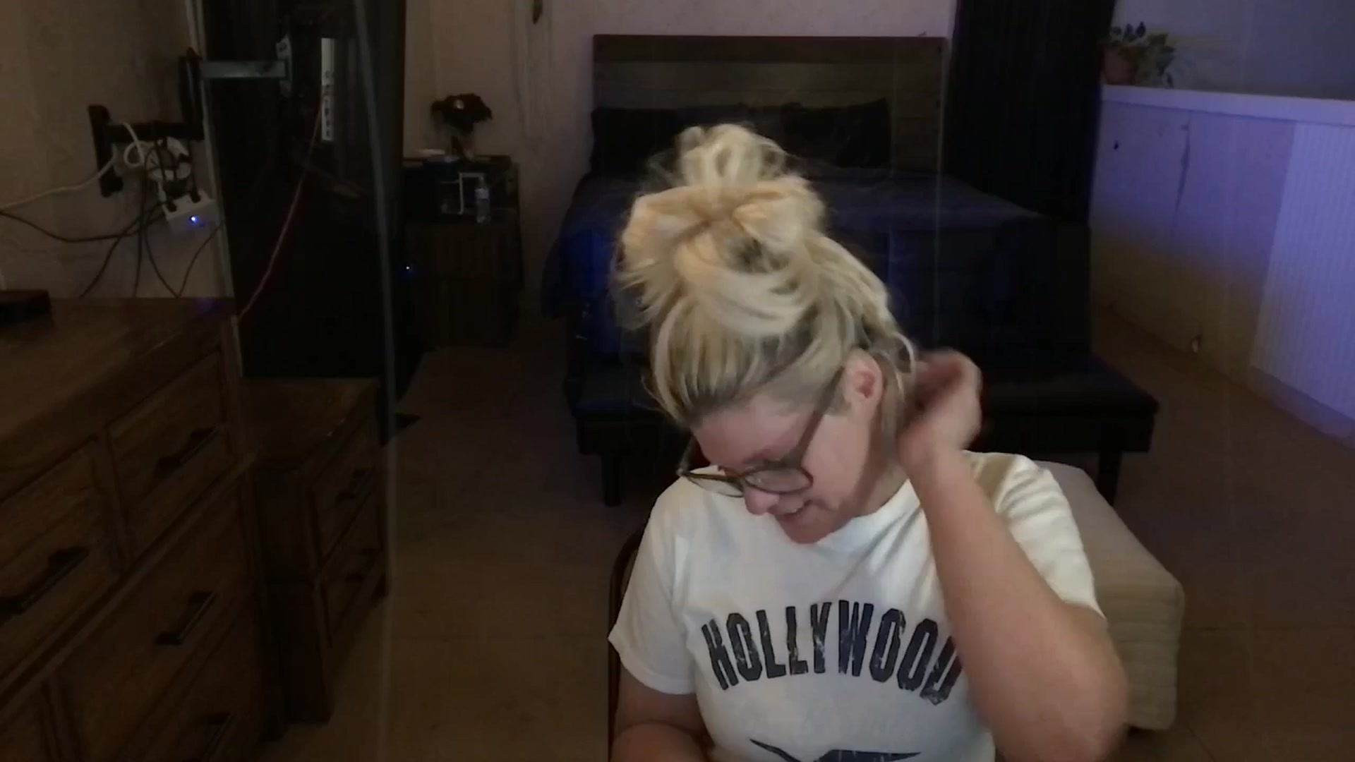 Gallery image thumbnail from ChampagneMuse's myfreecams stream on, 03/19/2026, 15:45 image 1 of 20