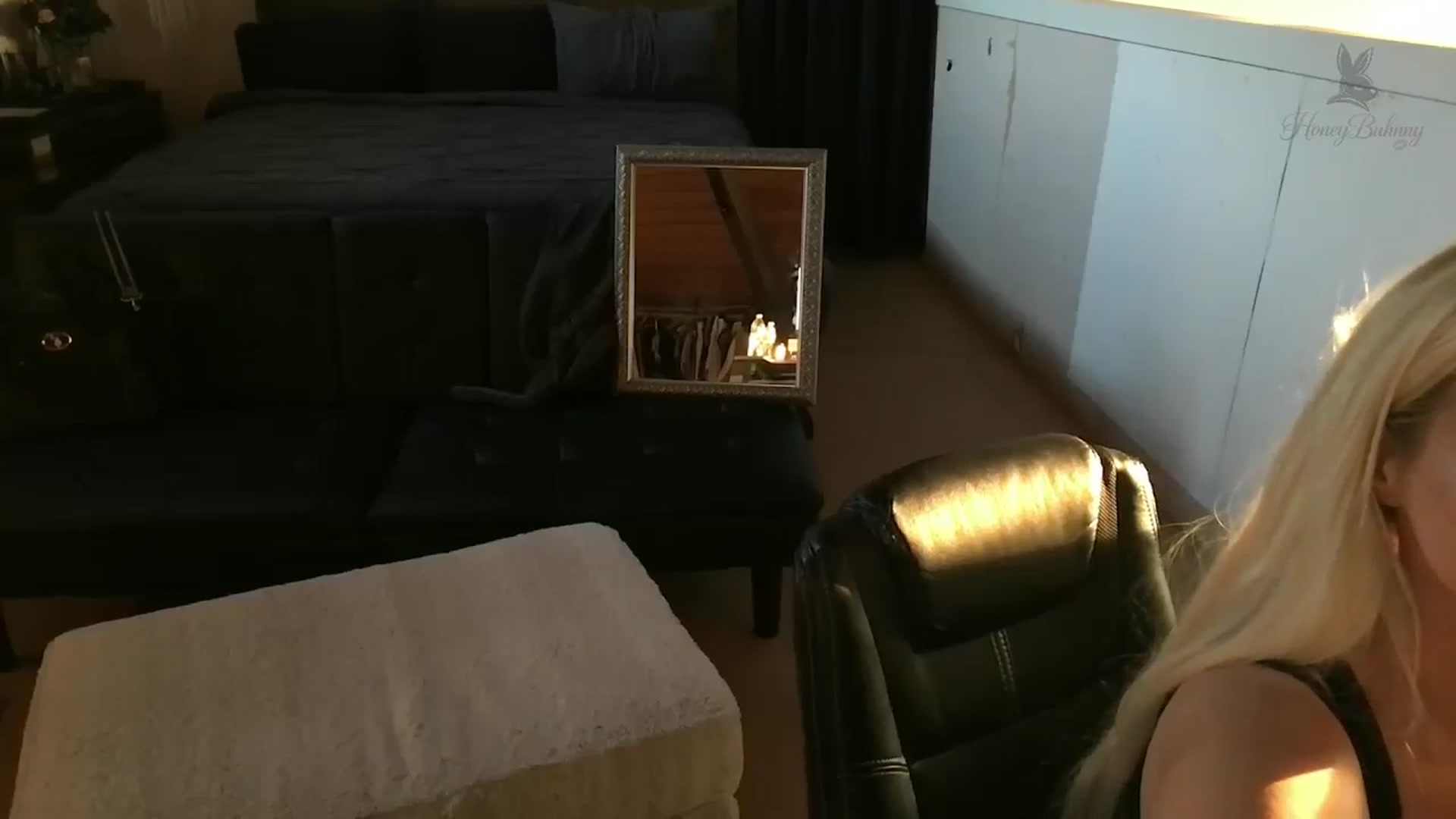 Gallery image thumbnail from ChampagneMuse's myfreecams stream on, 03/31/2026, 17:02 image 10 of 20