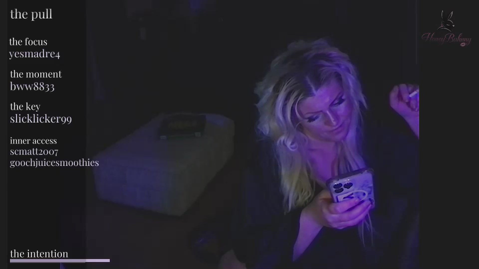 Gallery image thumbnail from ChampagneMuse's myfreecams stream on, 04/10/2026, 12:13 image 10 of 20