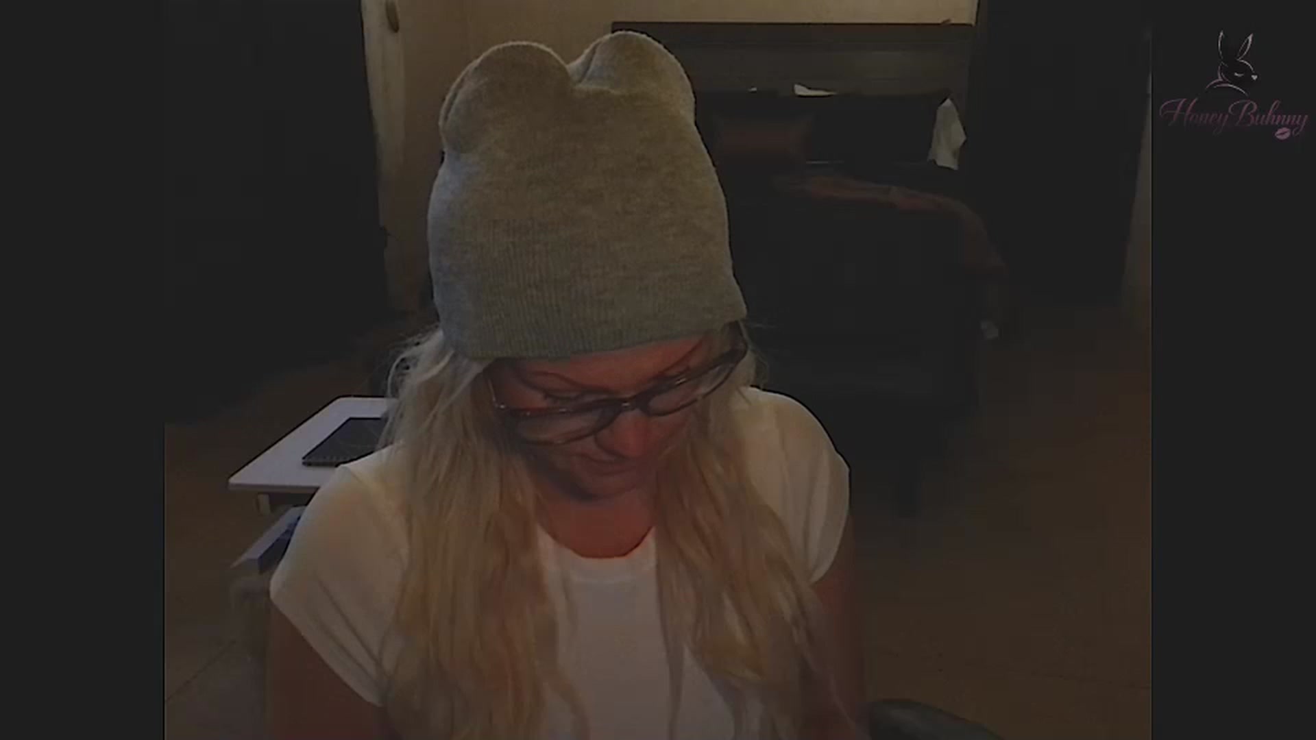 Gallery image thumbnail from ChampagneMuse's myfreecams stream on, 04/21/2026, 10:59 image 5 of 20