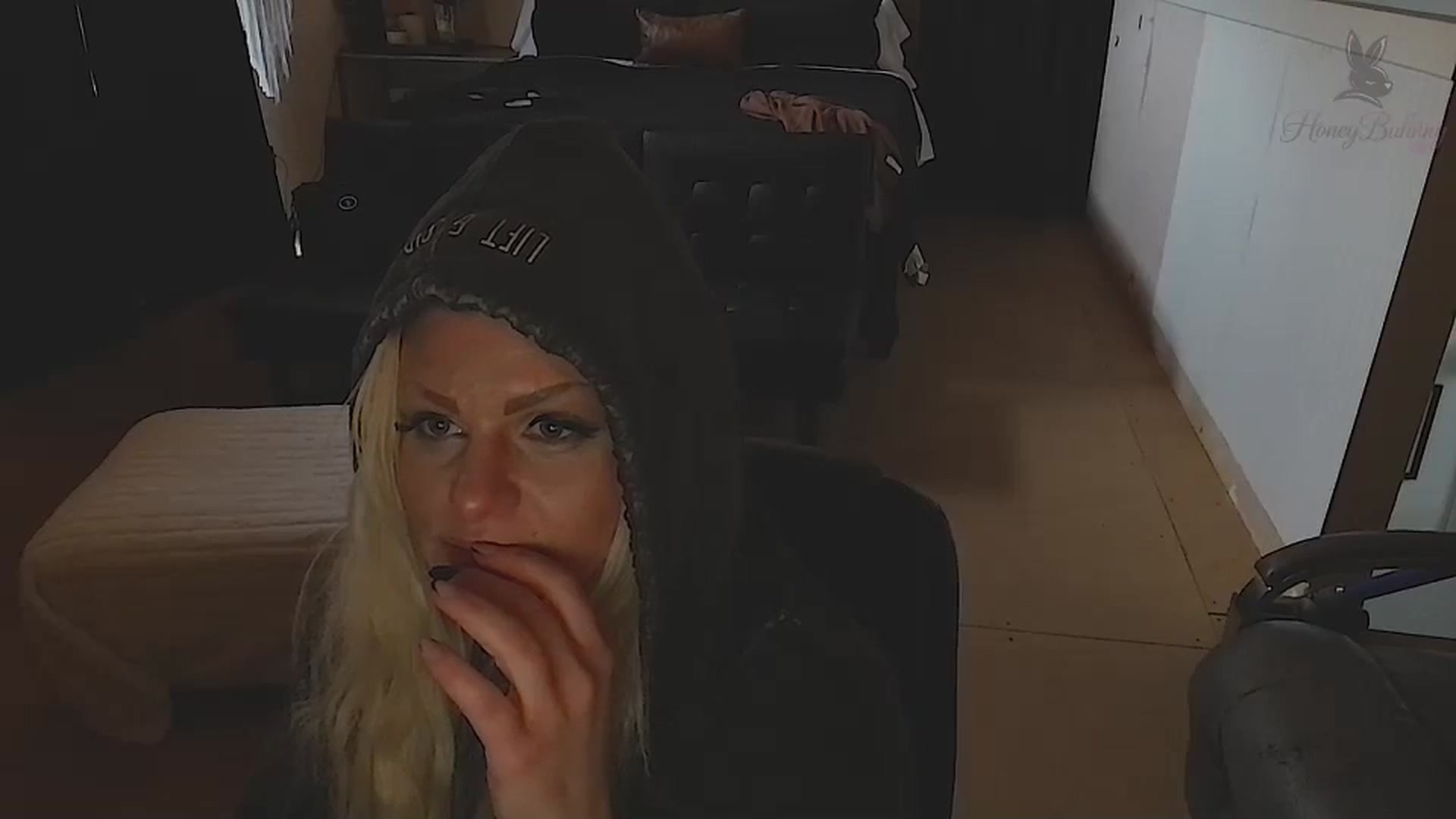 Gallery image thumbnail from ChampagneMuse's myfreecams stream on, 05/03/2026, 15:38 image 16 of 20