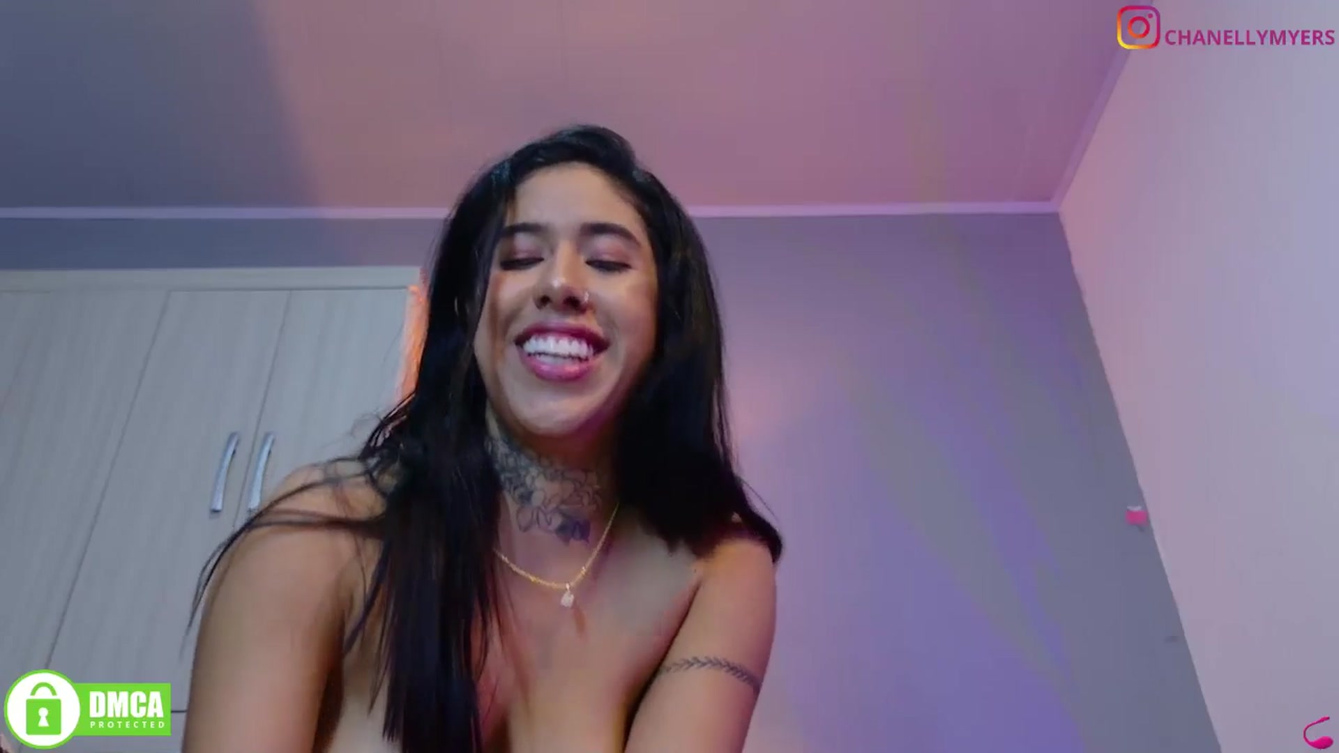 Gallery image thumbnail from ChanellyMyers's myfreecams stream on, 06/17/2025, 04:57 image 9 of 20