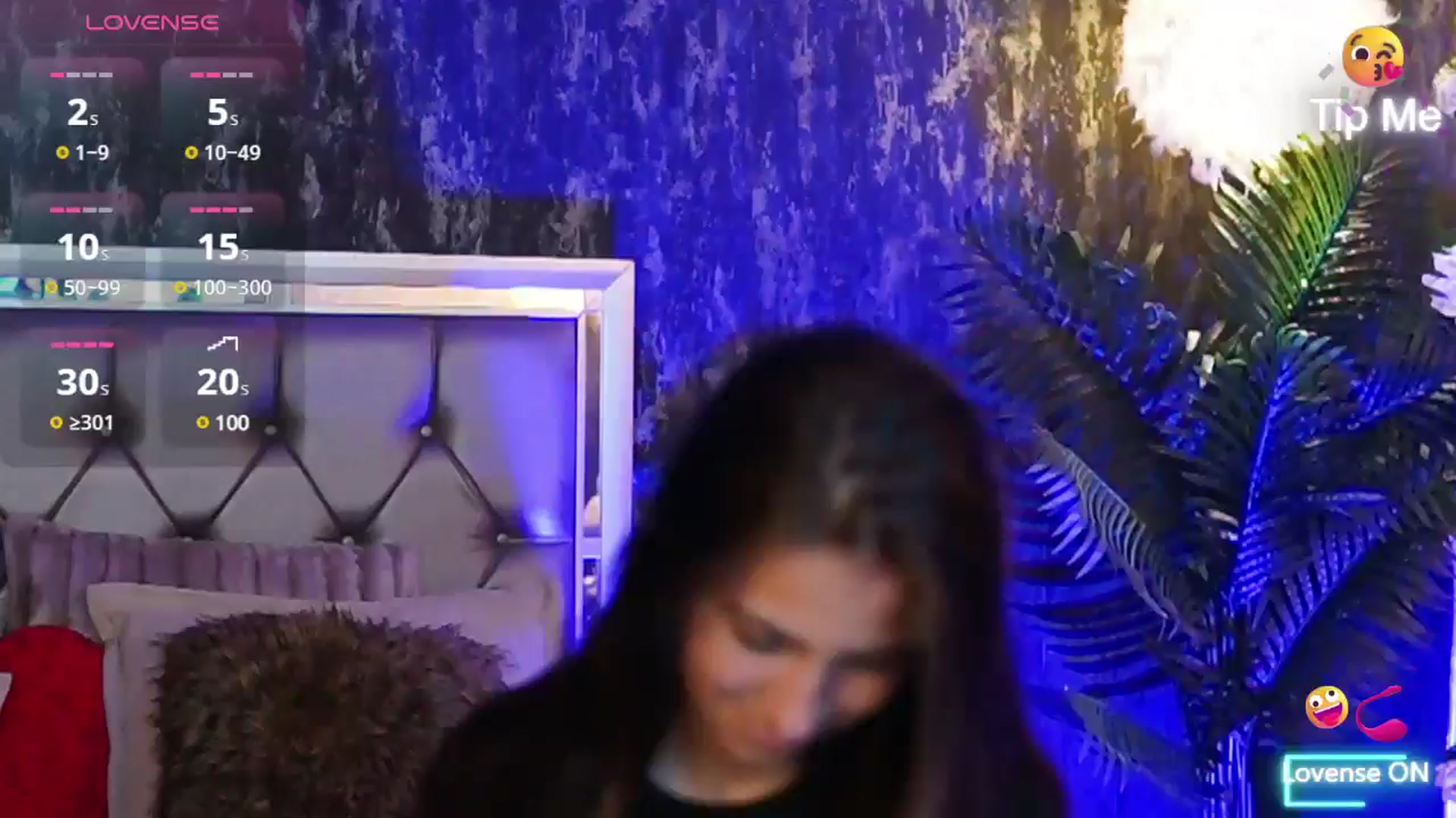 Gallery image thumbnail from ChantalBlair's myfreecams stream on, 05/30/2025, 20:16 image 6 of 20