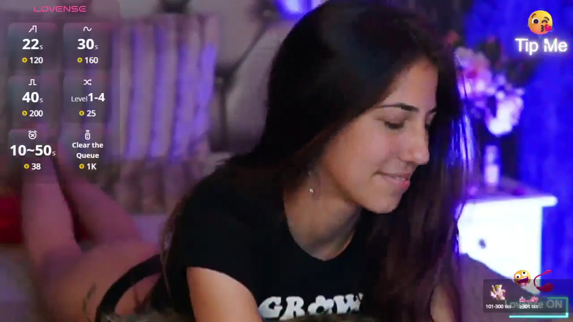 Gallery image thumbnail from ChantalBlair's myfreecams stream on, 05/30/2025, 23:57 image 13 of 20