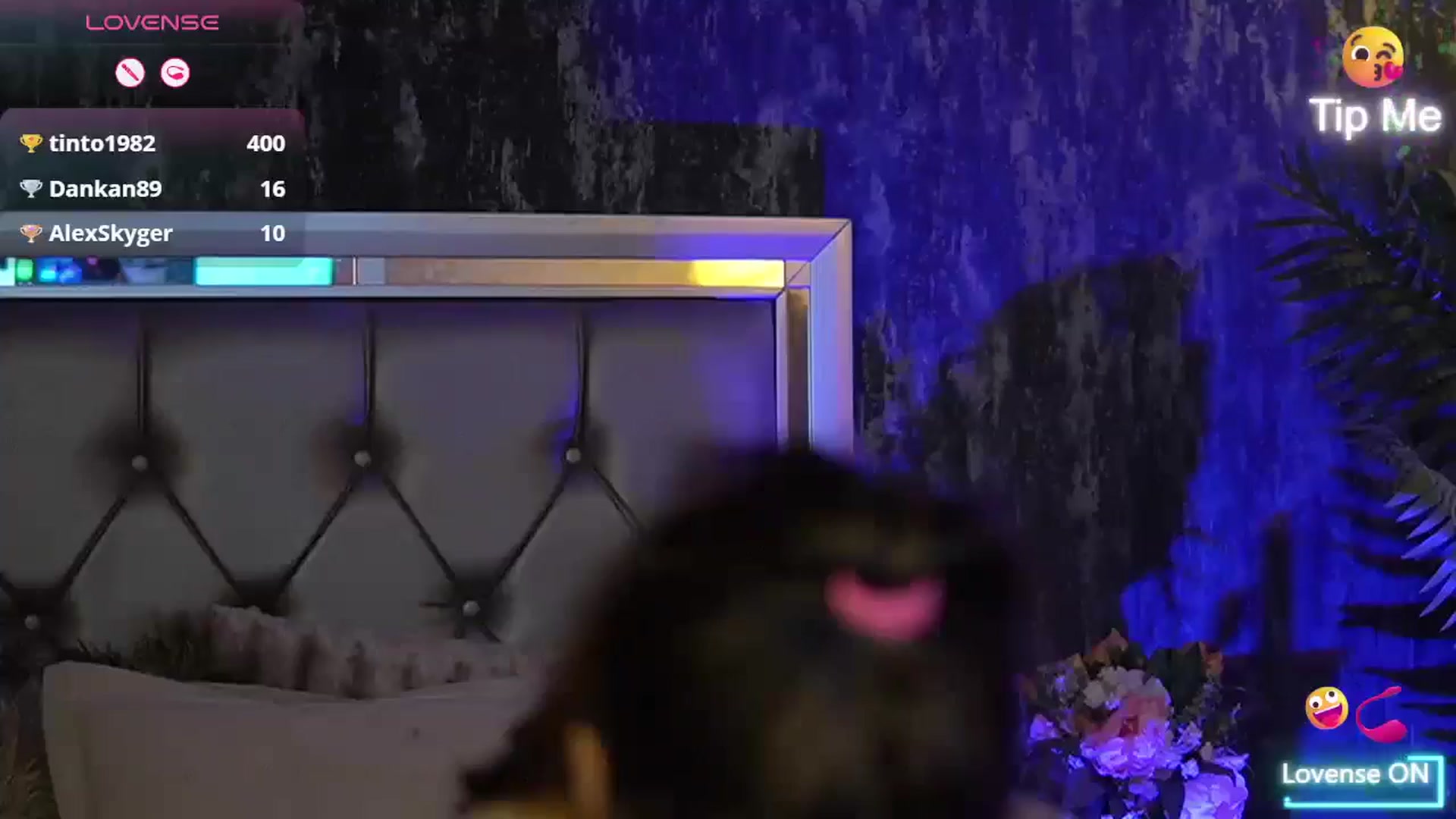 Gallery image thumbnail from ChantalBlair's myfreecams stream on, 06/19/2025, 03:30 image 16 of 20