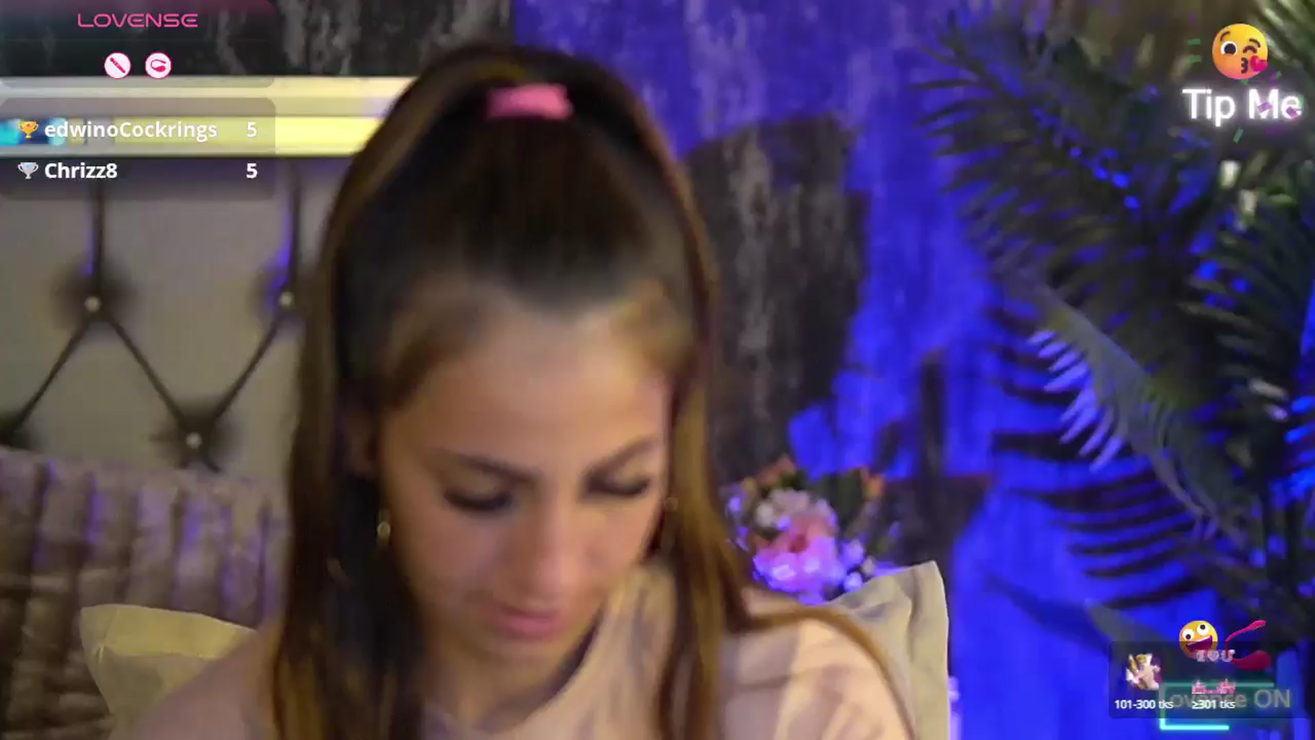 Gallery image thumbnail from ChantalBlair's myfreecams stream on, 06/24/2025, 24:00 image 4 of 20