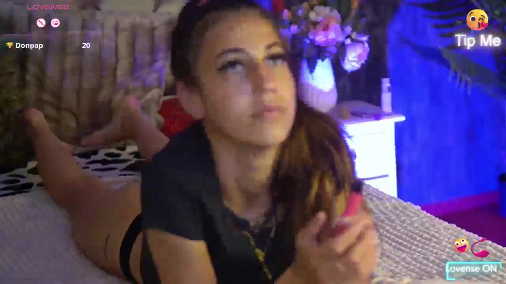 Gallery image thumbnail from ChantalBlair's myfreecams stream on, 06/25/2025, 13:53 image 12 of 20
