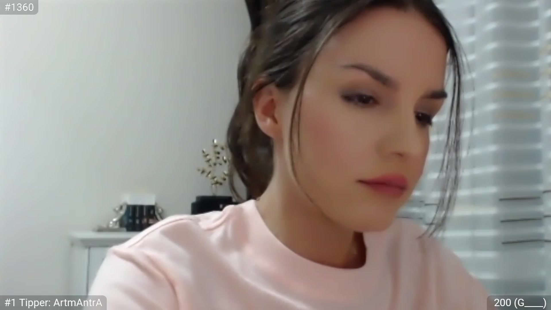 Gallery image thumbnail from ChantillyCake's myfreecams stream on, 07/09/2023, 23:49 image 8 of 20