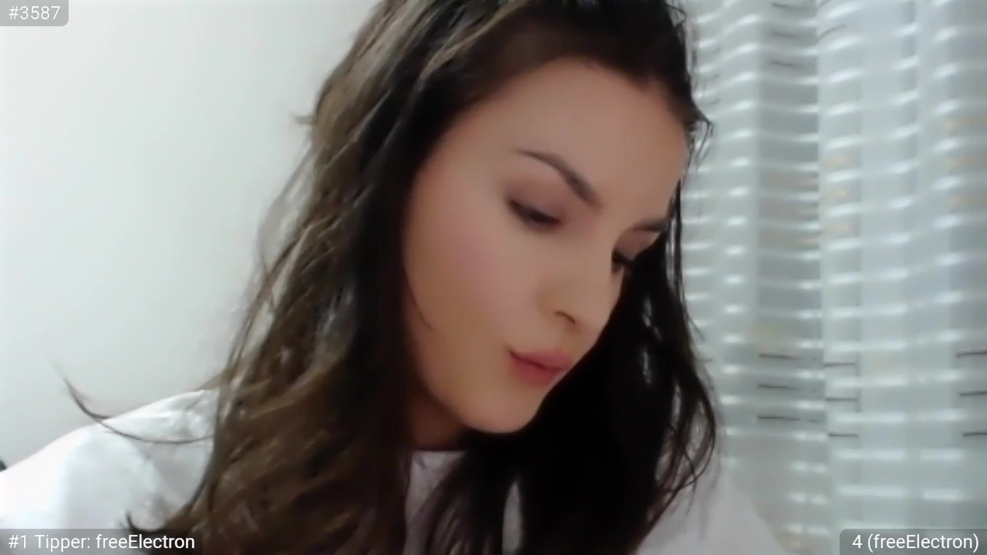 Gallery image thumbnail from ChantillyCake's myfreecams stream on, 07/28/2023, 22:47 image 10 of 20