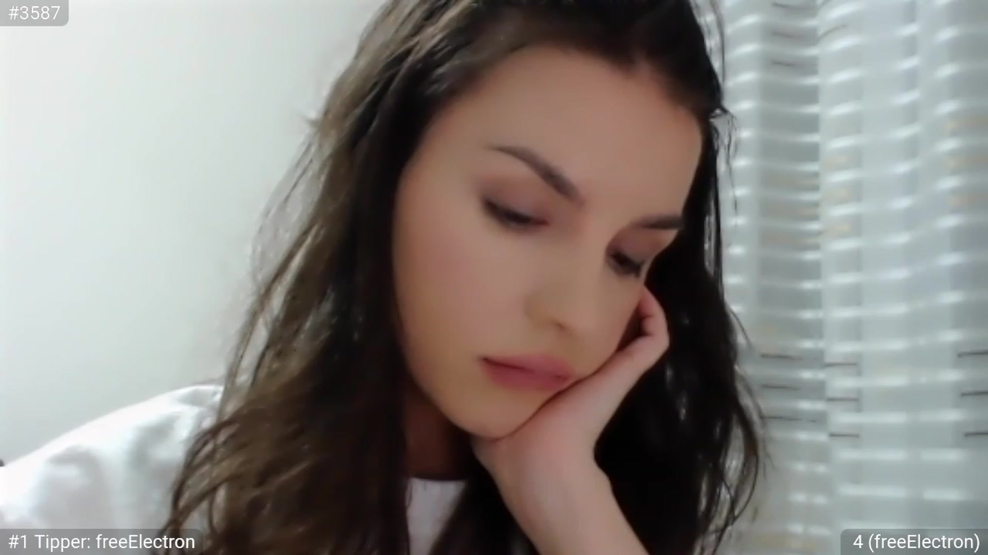 Gallery image thumbnail from ChantillyCake's myfreecams stream on, 07/28/2023, 22:47 image 16 of 20