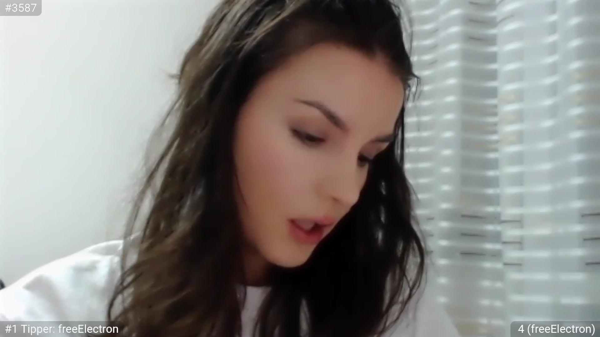 Gallery image thumbnail from ChantillyCake's myfreecams stream on, 07/28/2023, 22:47 image 14 of 20
