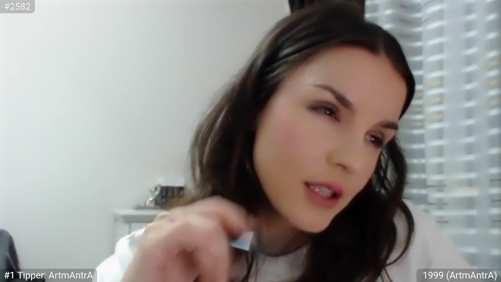 Gallery image thumbnail from ChantillyCake's myfreecams stream on, 08/06/2023, 24:05 image 15 of 20
