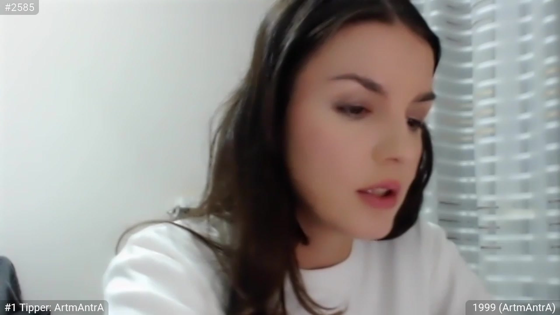 Gallery image thumbnail from ChantillyCake's myfreecams stream on, 08/06/2023, 24:05 image 19 of 20